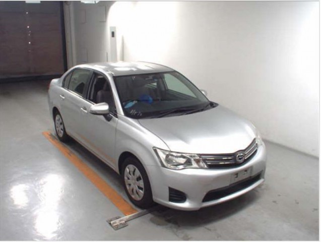 COROLLA AXIO X1