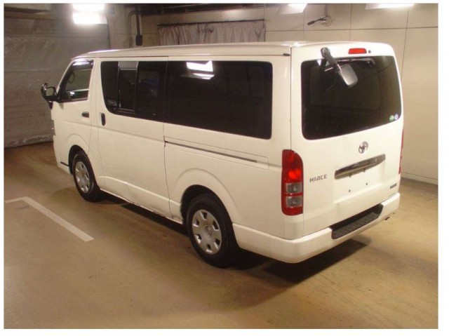 HIACE VAN DX GL PACKAGE2