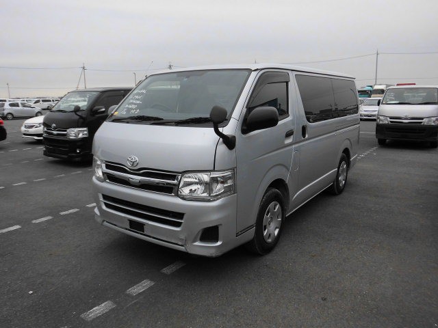 HIACE VAN   LONG DX GL PACKAGE2