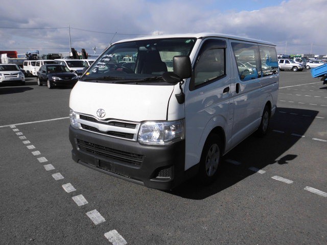 HIACE VAN DX2