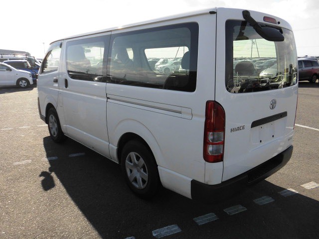 HIACE VAN DX3