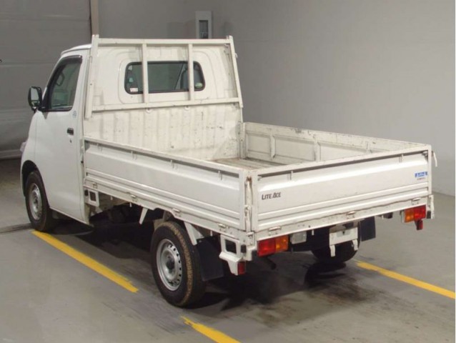 LITEACE TRUCK DX2