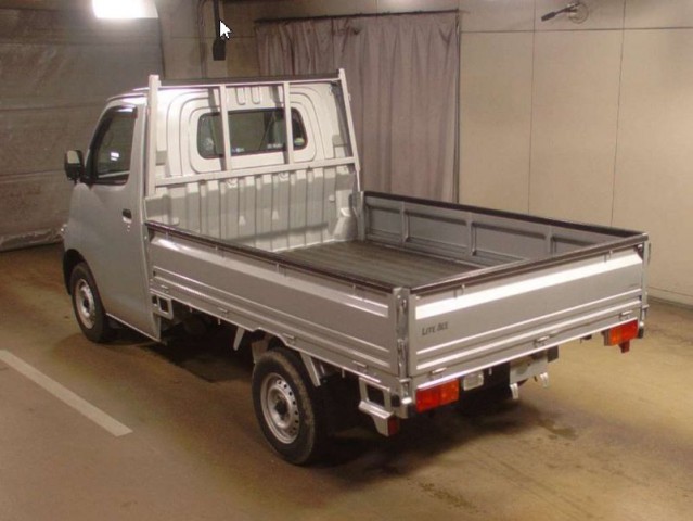 LITEACE TRUCK DX2