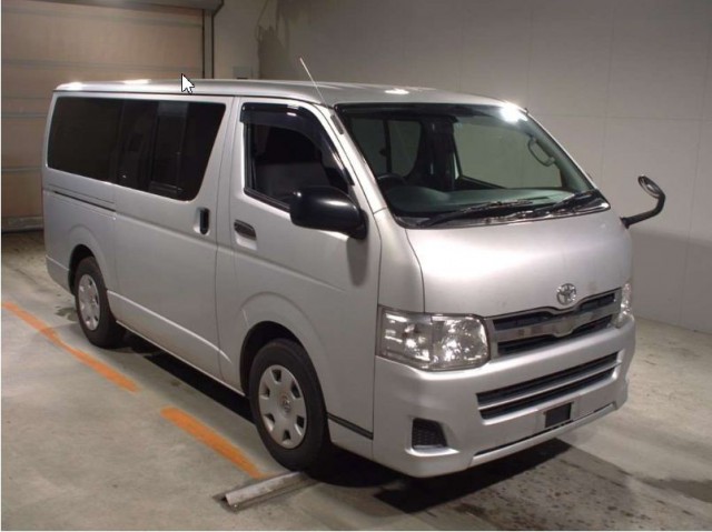 HIACE VAN DX GL PACKAGE1