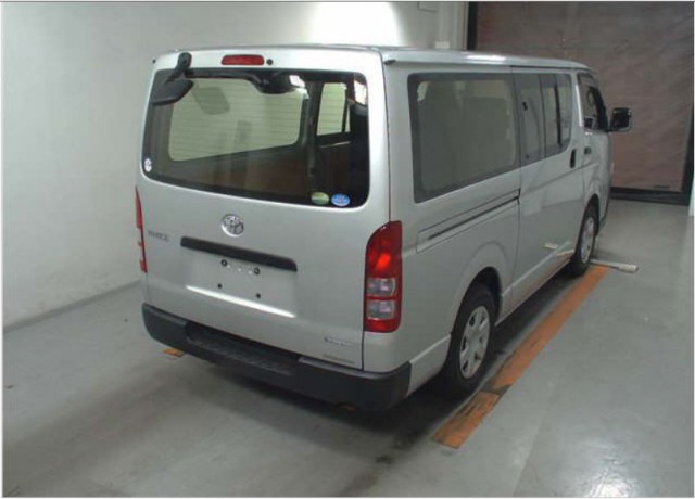 HIACE VAN DX4