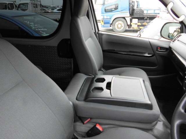 HIACE VAN LONG DX GL PACKAGE8