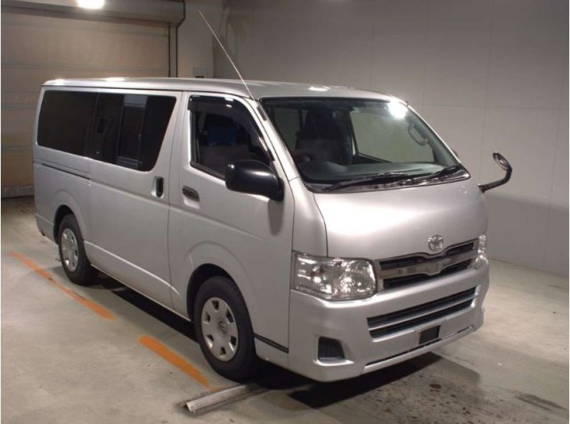 HIACE VAN  DX GL PACKAGE1