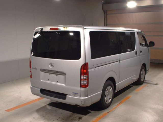 HIACE VAN  DX GL PACKAGE4