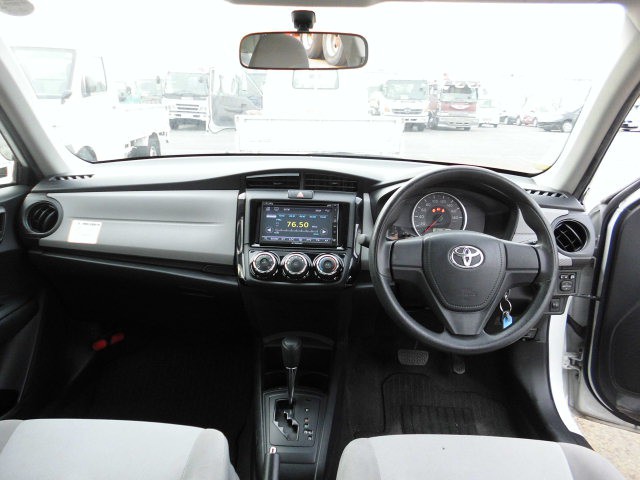 COROLLA AXIO X BUSINESS PACKAGE3