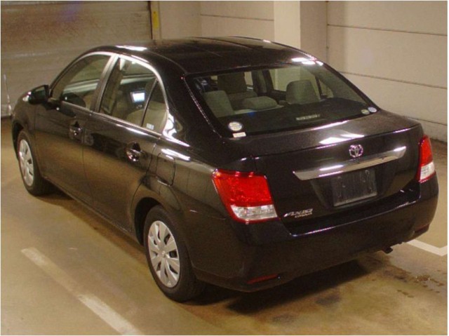 COROLLA AXIO X2