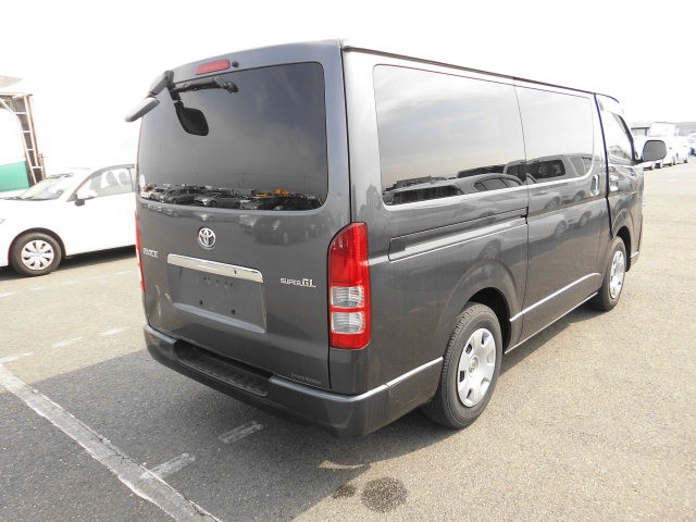 HIACE VAN LONG SUPER GL4