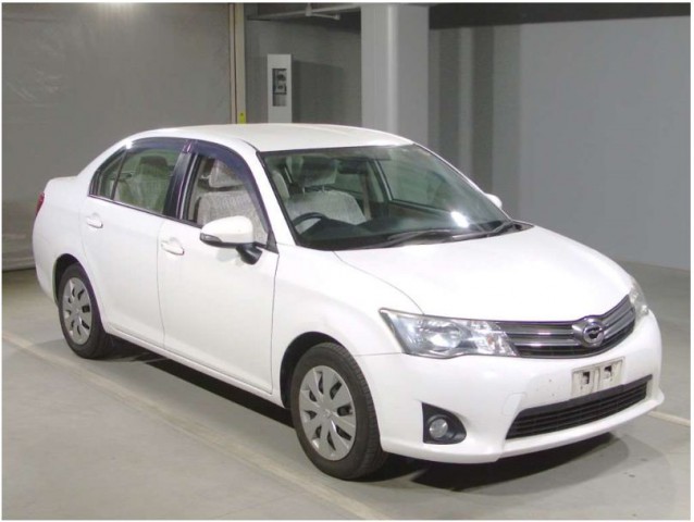 COROLLA AXIO X1