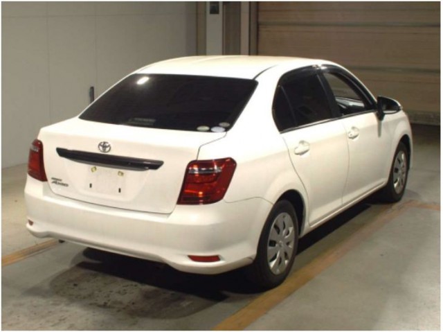 COROLLA AXIO 1.5 X BUSINESS PACKAGE2