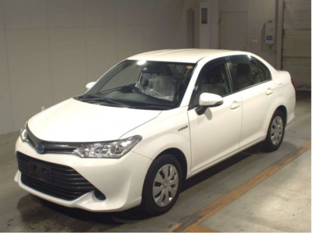 COROLLA  AXIO  HYBRID1