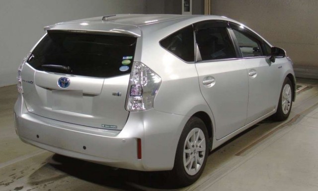 PRIUS ALPHA  S3