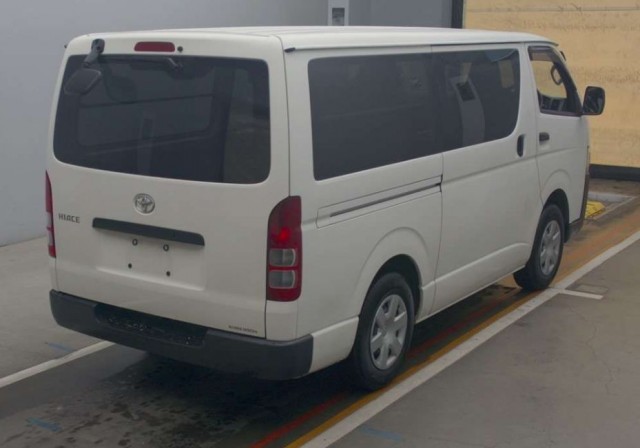 HIACE VAN LONG DX3