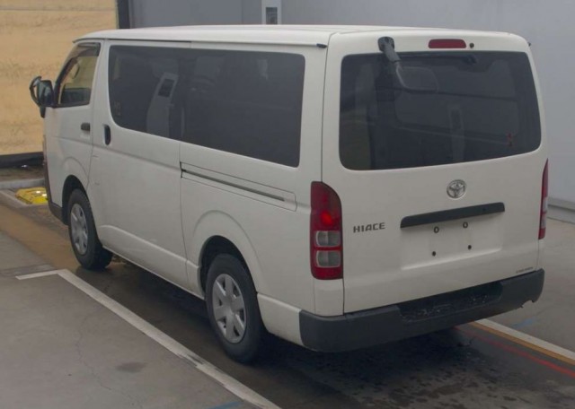 HIACE VAN LONG DX4