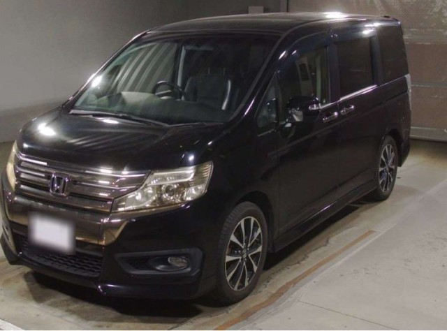 STEP WAGON SUPADA Z INTERNAVI SELECTION2
