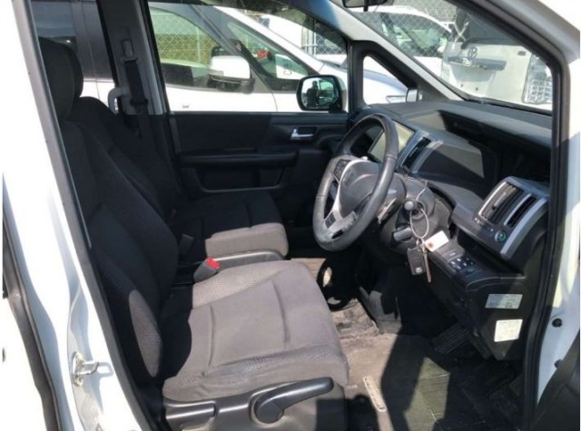 STEP WAGON SUPADA Z5
