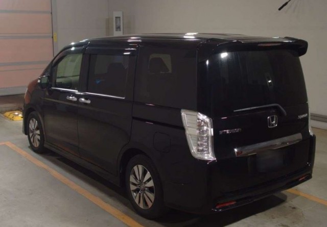STEP WAGON SUPADA Z INTERNAVI SELECTION4