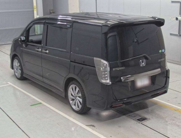 STEP WAGON SUPADA Z COOLSPIRIT6
