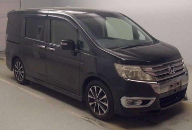 STEP WAGON Z COOLSPIRIT1