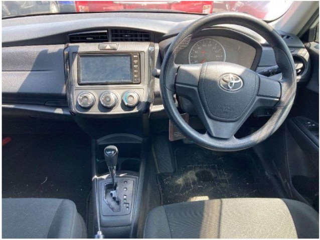 COROLLA AXIO EX6