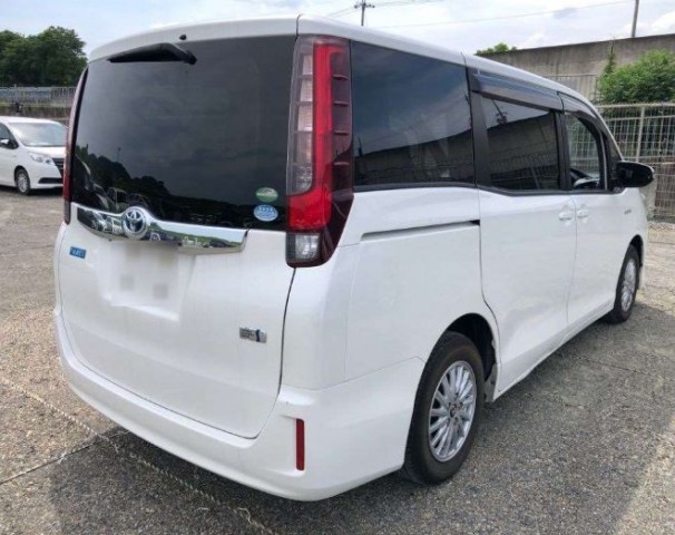NOAH HYBRID X3