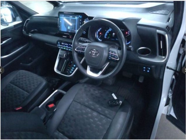 VOXY HYBRID S-Z5