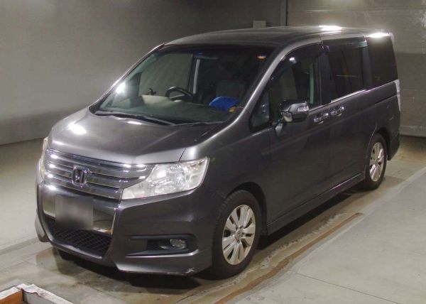 STEP WAGON  SUPADA Z2