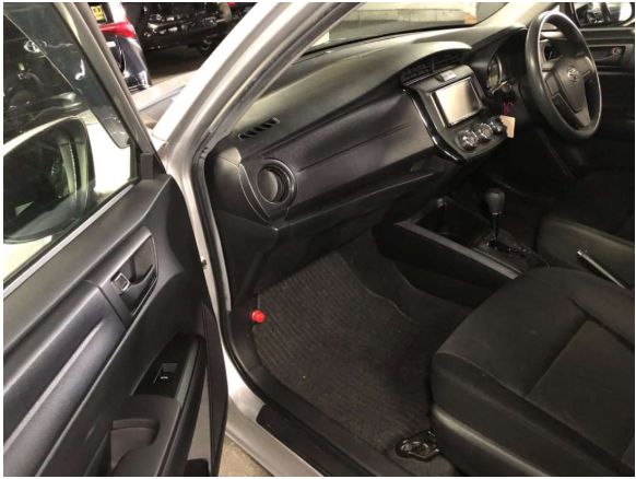 COROLLA AXIO EX8
