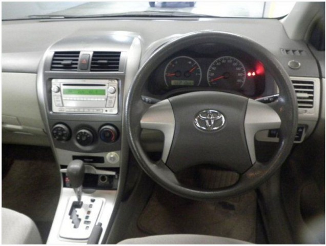 COROLLA AXIO 4WD X4