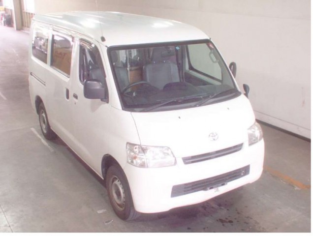 TOWNACE VAN  GL2